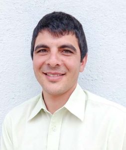 Nicholas Suarez is from Kenton, Tennessee. He serves as commissioned pastor and school administrator in Mixcolajá.