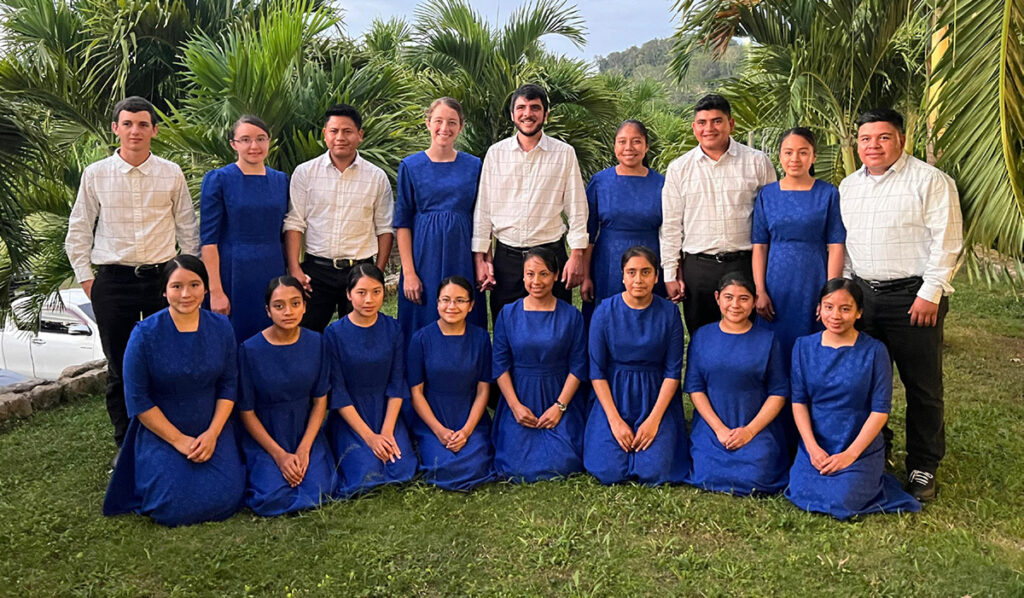 The Messengers of Mercy chorus from Mixcolajá