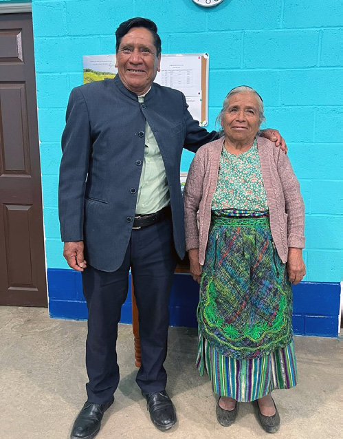 Ezequiel and Carmen Mux
