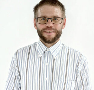 Nathan Graybill, 39. Commissioned minister in the La Nueva Jerusalén congregation in Joya Grande, 2026.